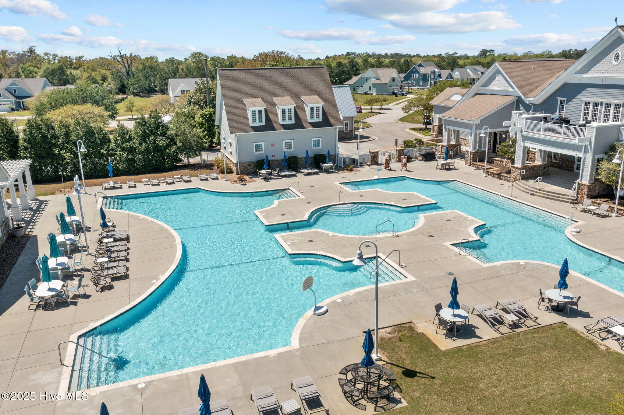 372 Summerhouse Drive