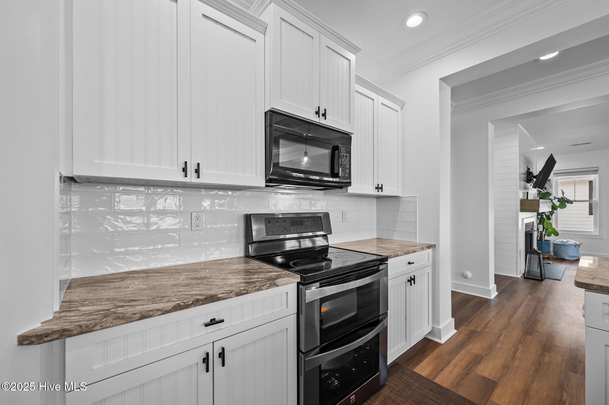 372 Summerhouse Drive