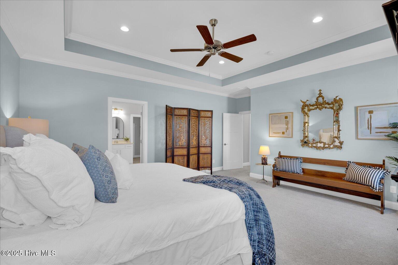 201 E Barred Owl Drive