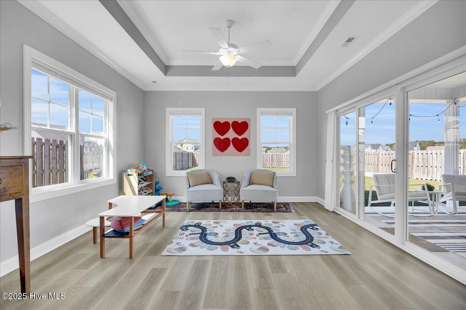 201 E Barred Owl Drive