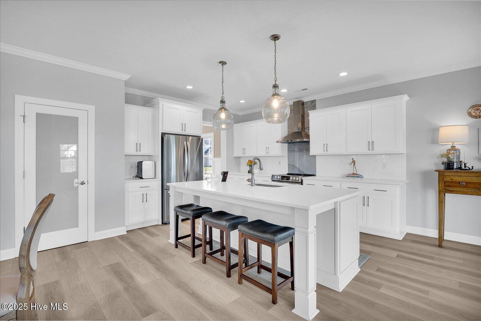 201 E Barred Owl Drive