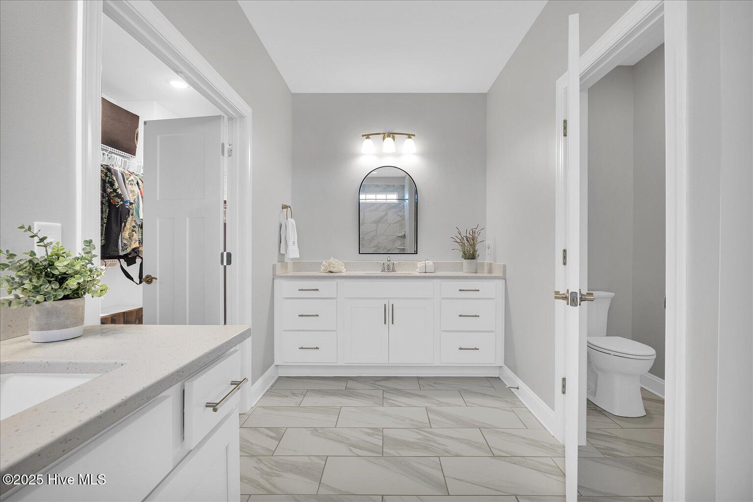 201 E Barred Owl Drive