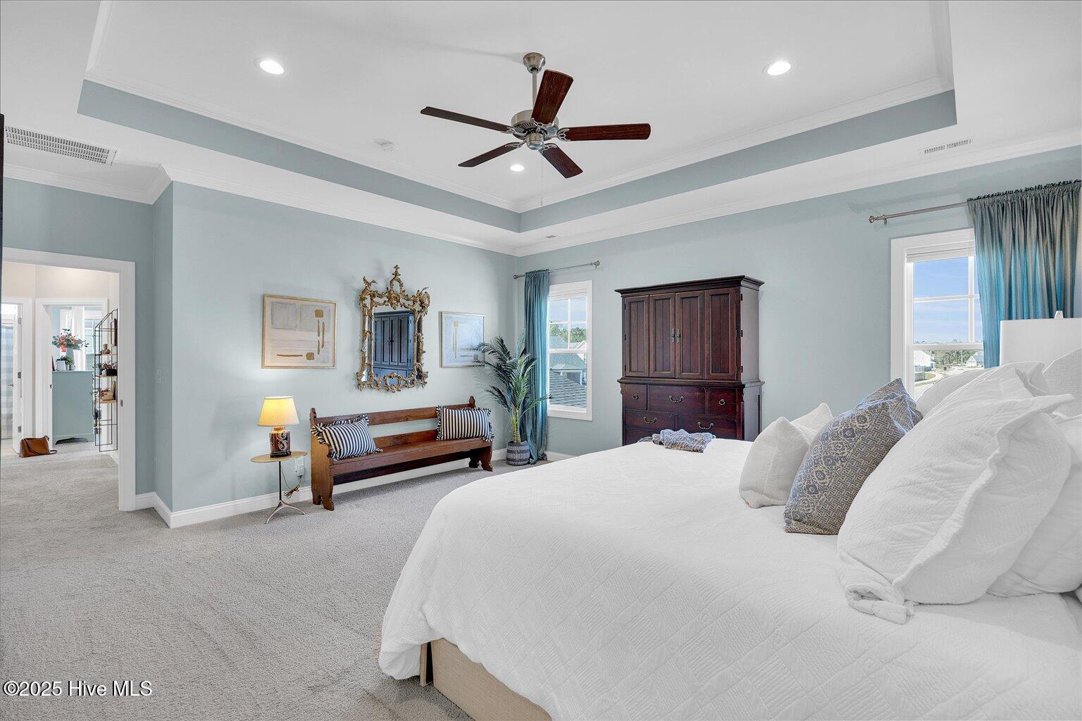 201 E Barred Owl Drive