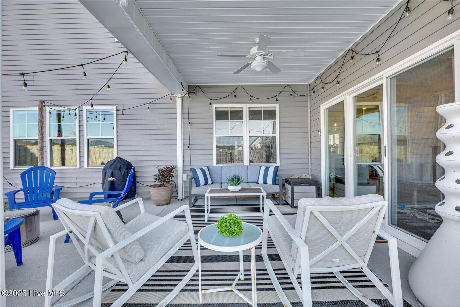 201 E Barred Owl Drive