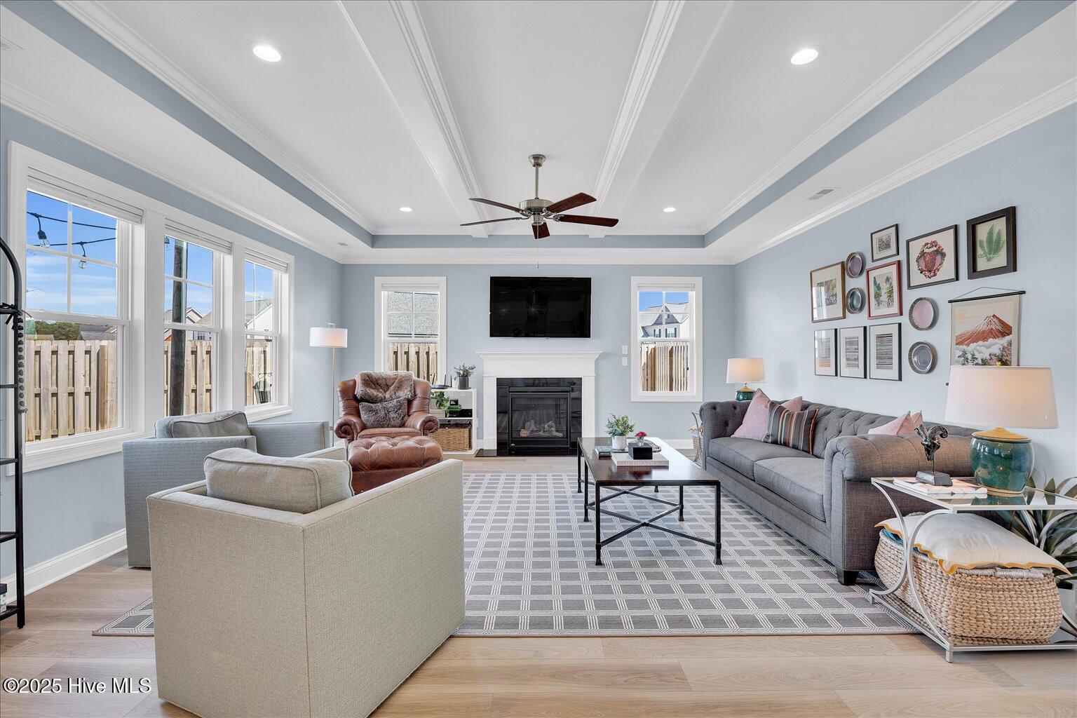 201 E Barred Owl Drive