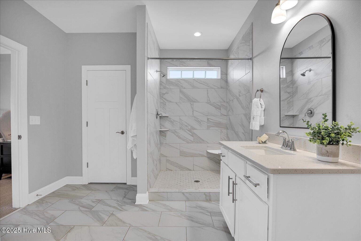 201 E Barred Owl Drive