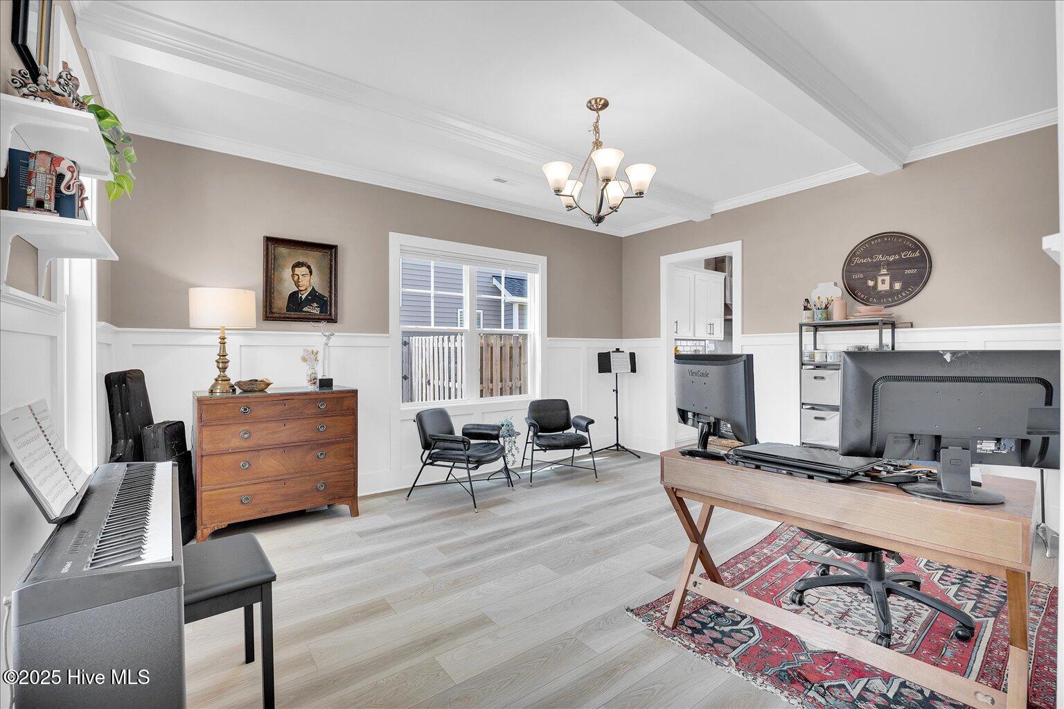 201 E Barred Owl Drive