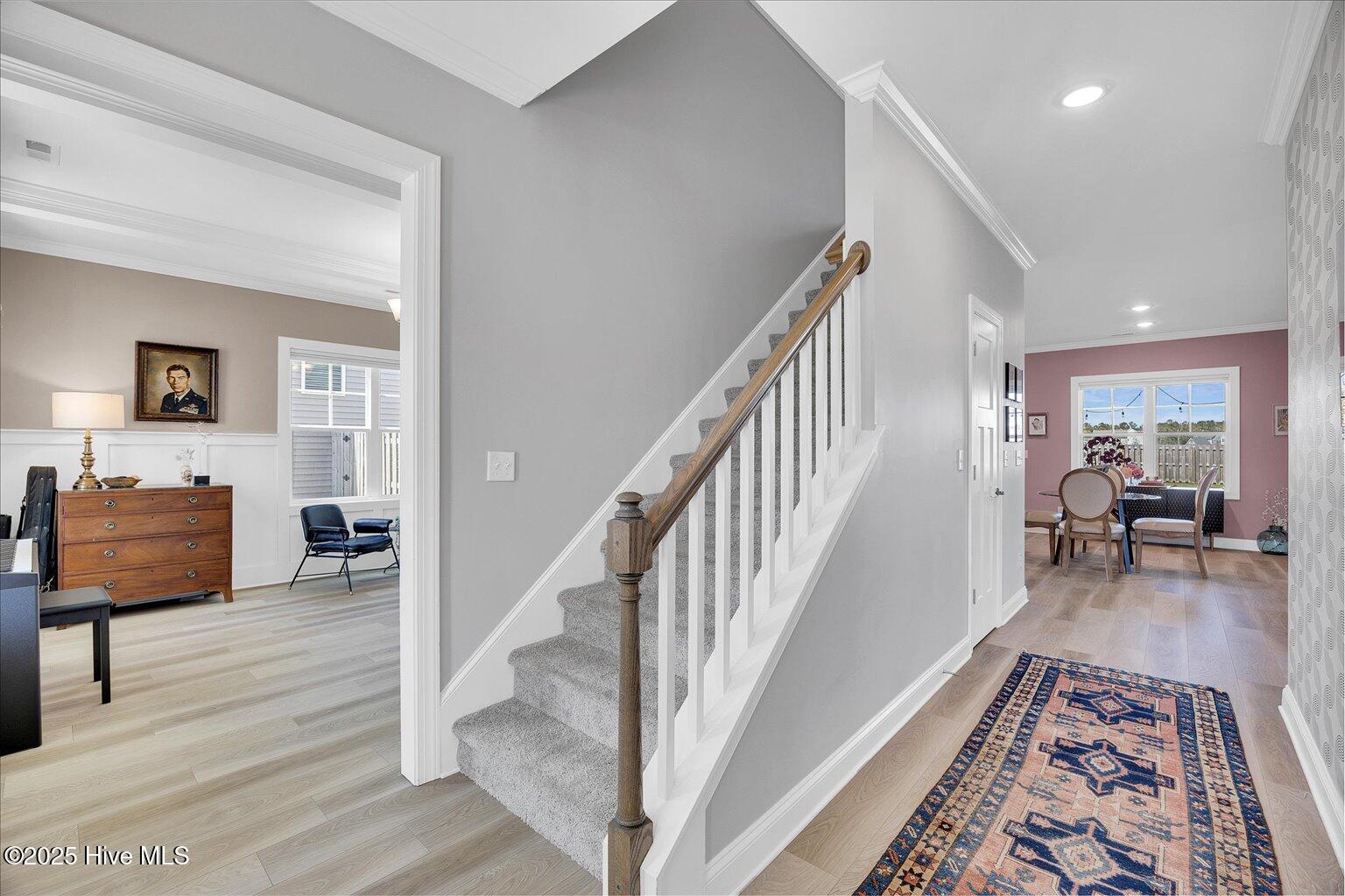 201 E Barred Owl Drive