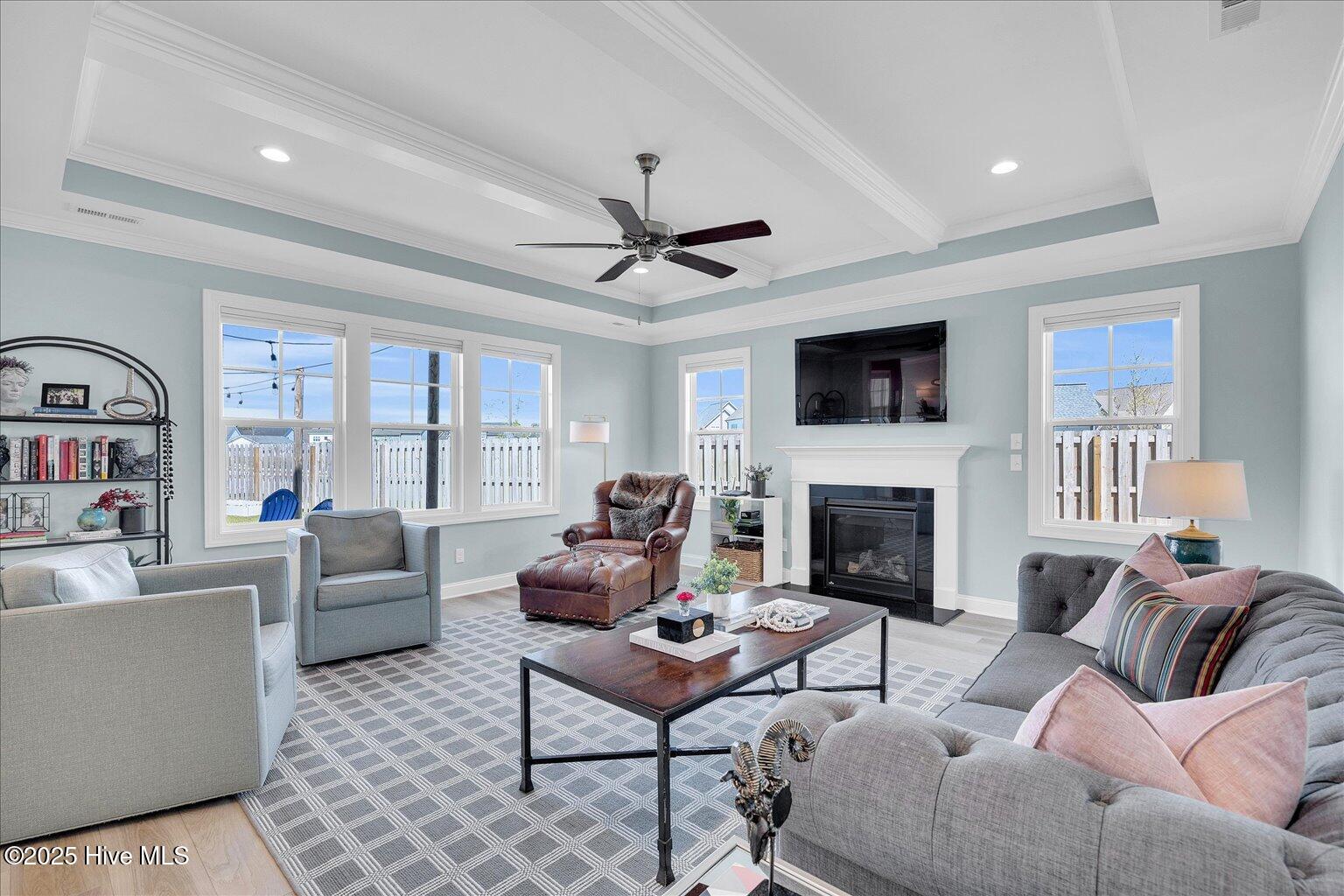 201 E Barred Owl Drive