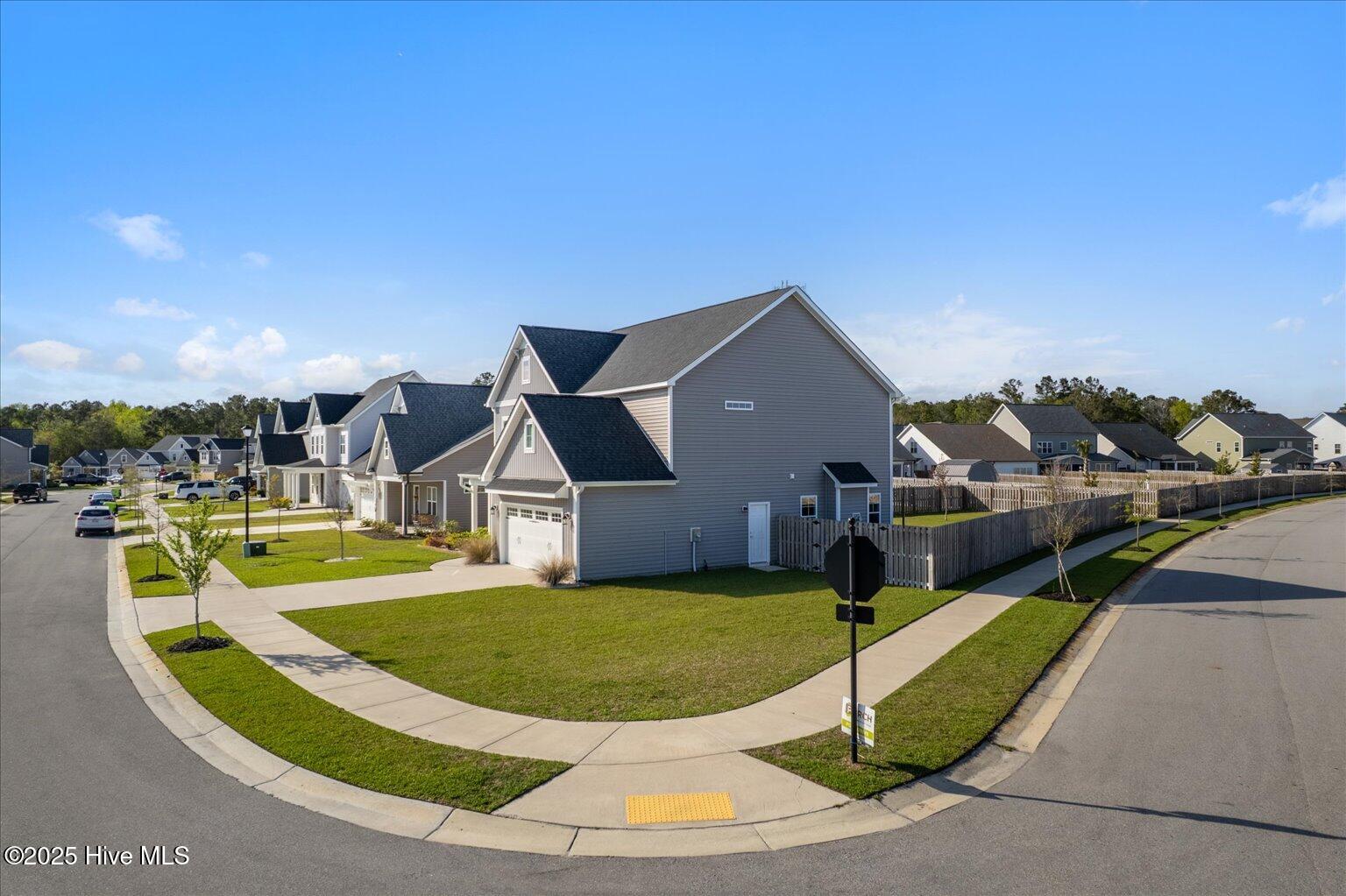 201 E Barred Owl Drive