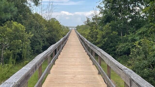 157 33 Royal Palms Way