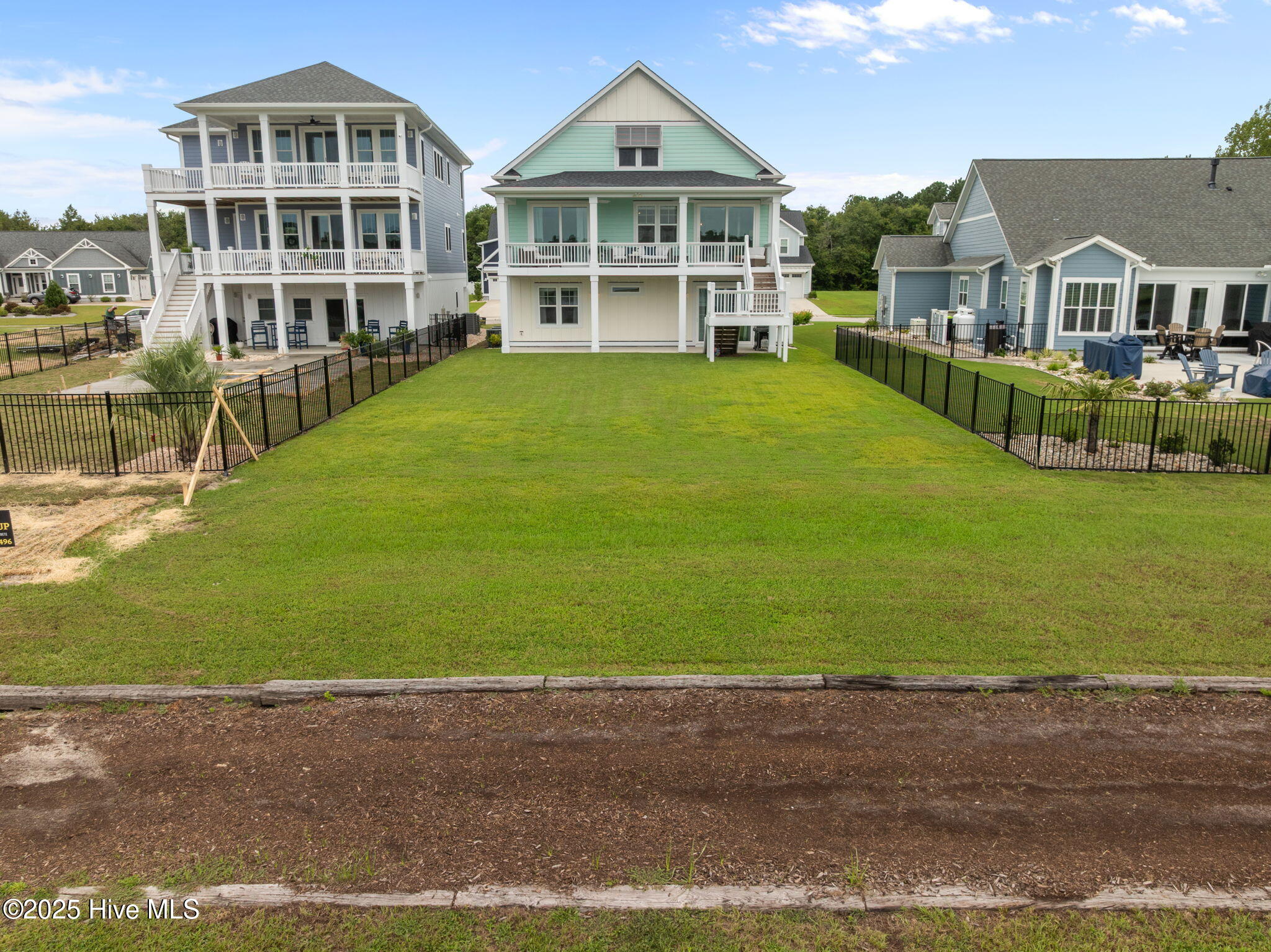 413 Summerhouse Drive Drive