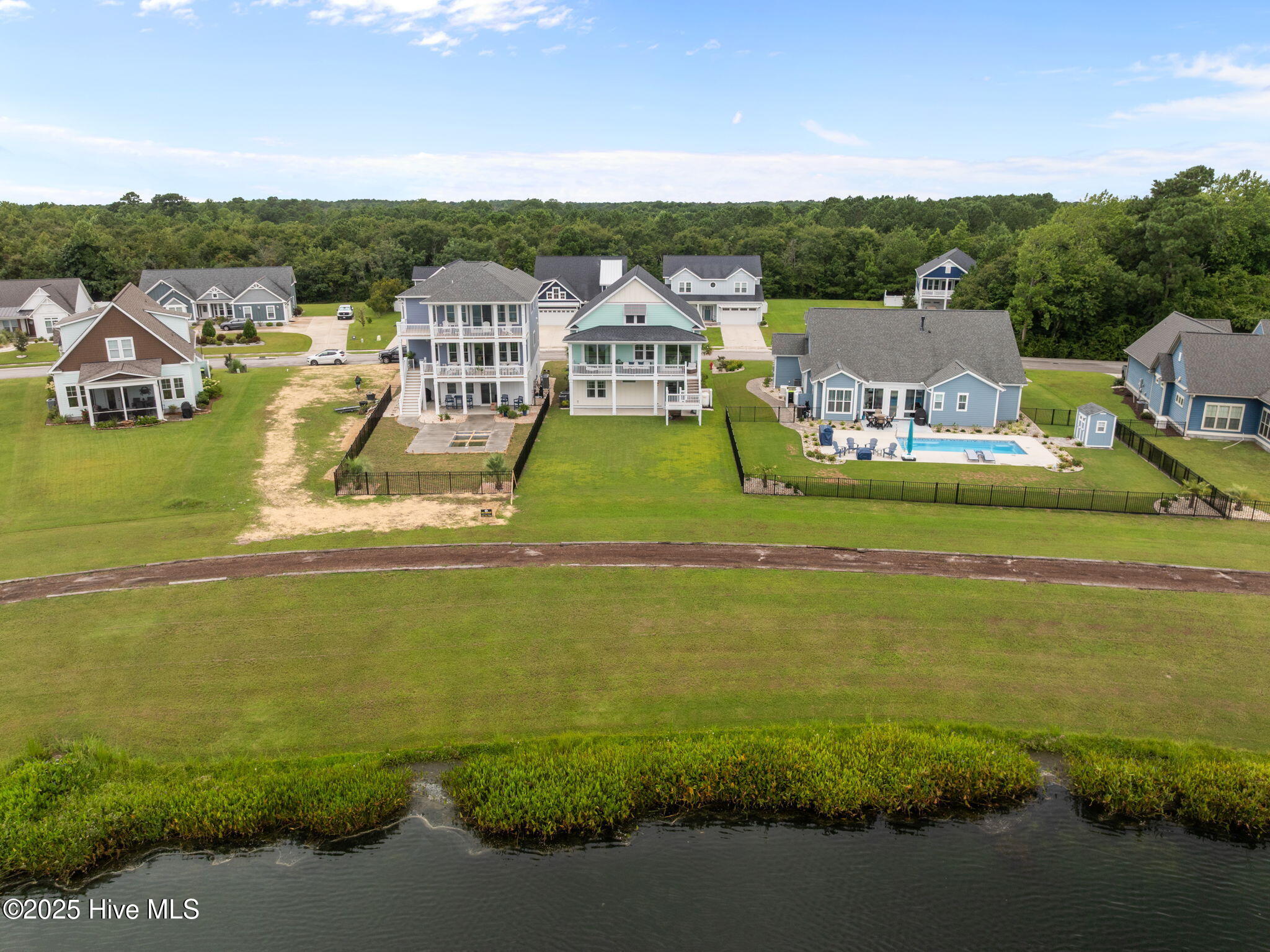 413 Summerhouse Drive Drive
