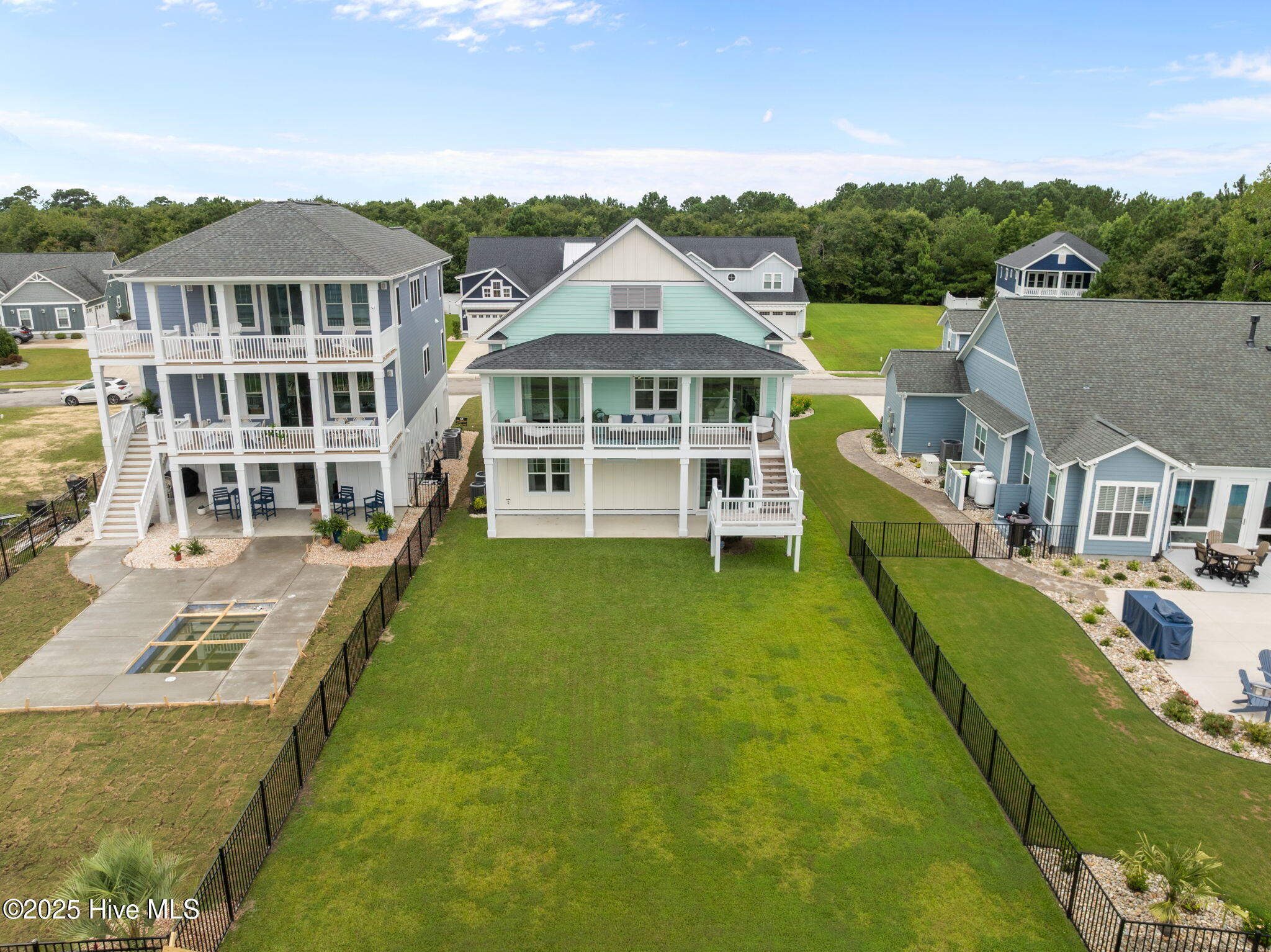 413 Summerhouse Drive Drive