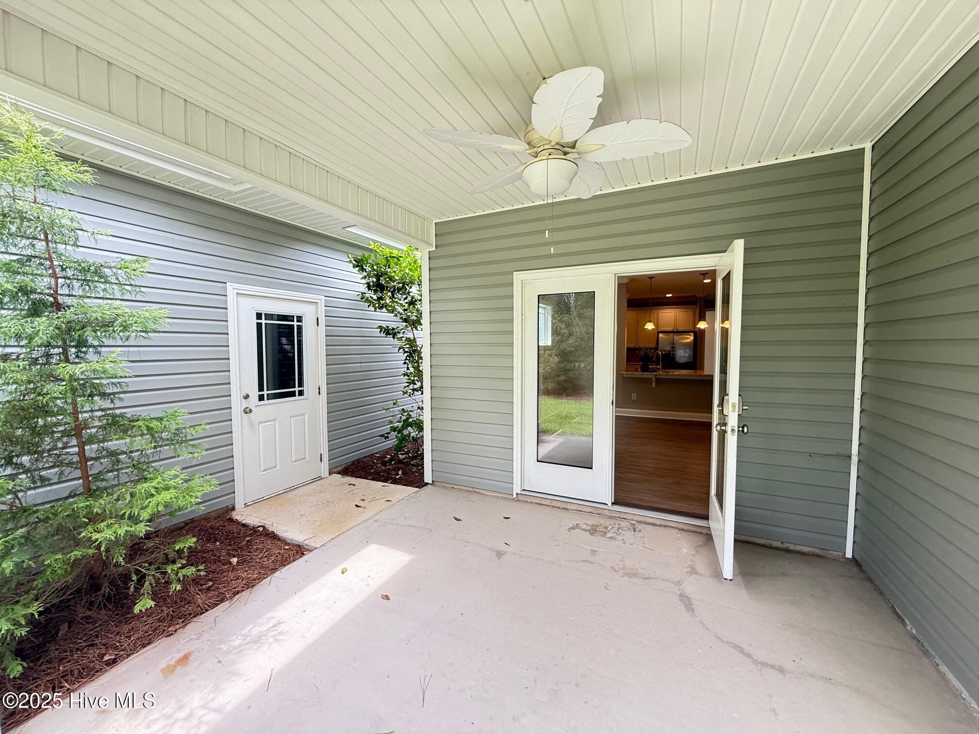 1306 Old Folkstone Road