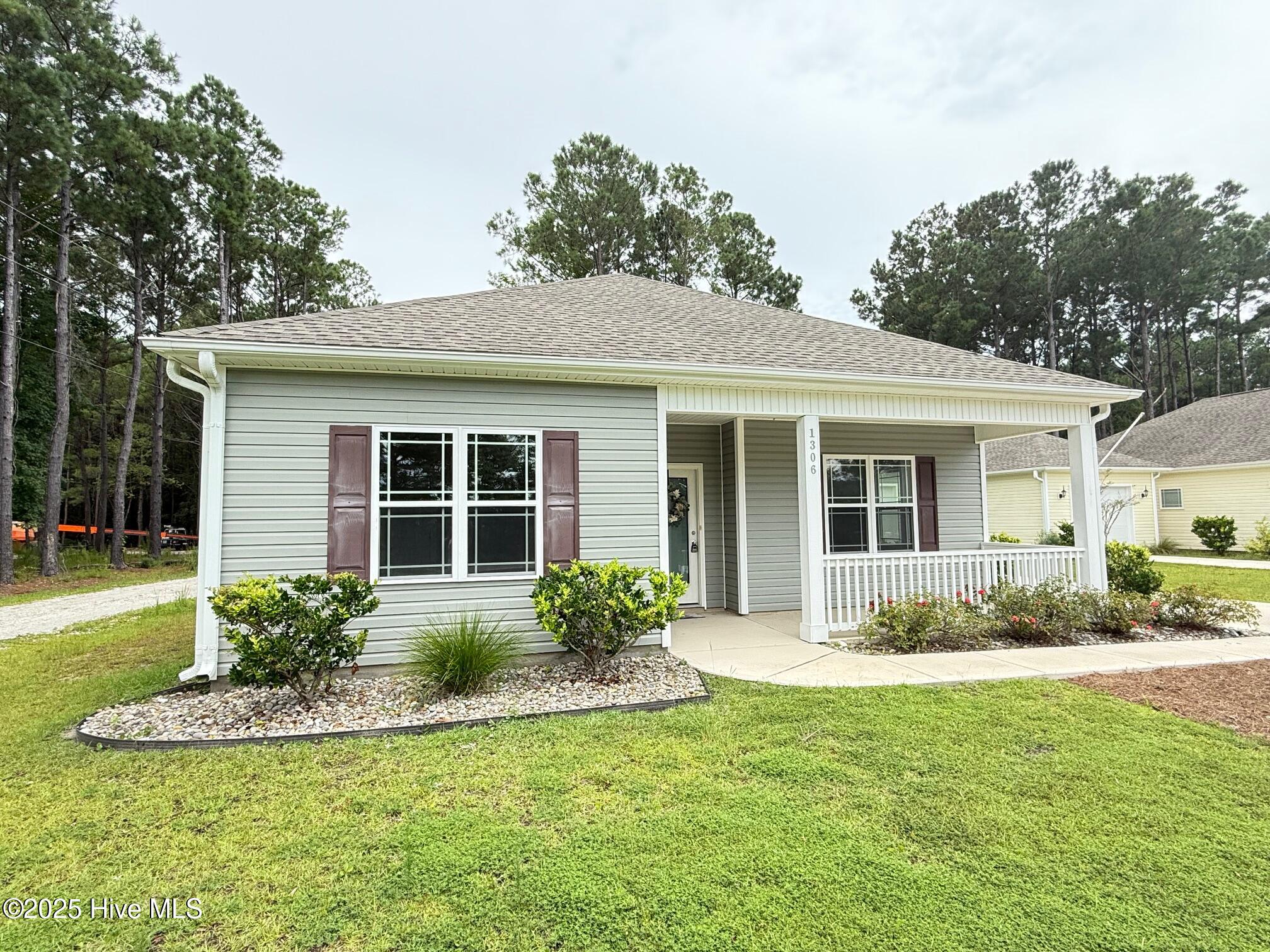 1306 Old Folkstone Road