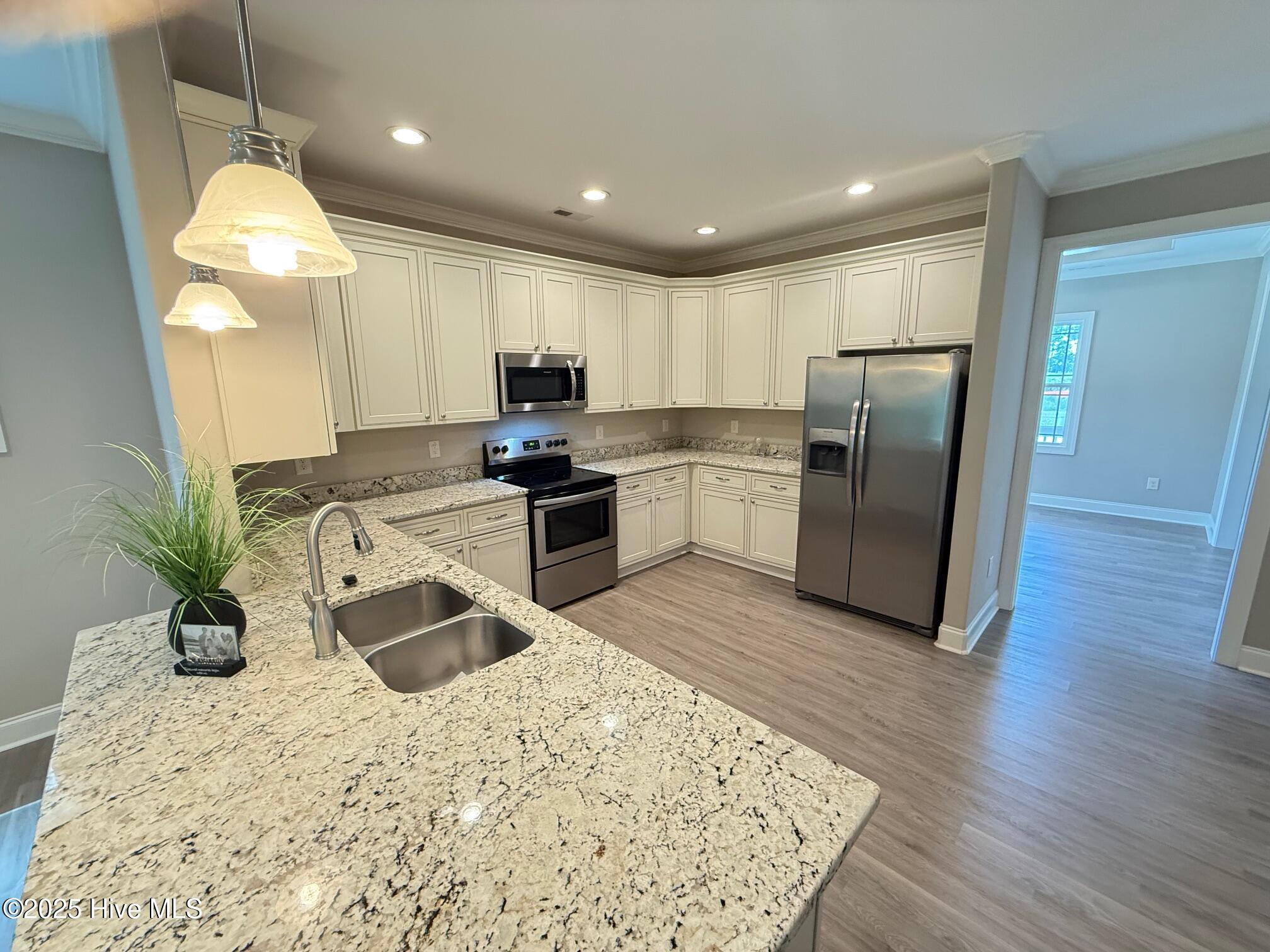 1306 Old Folkstone Road