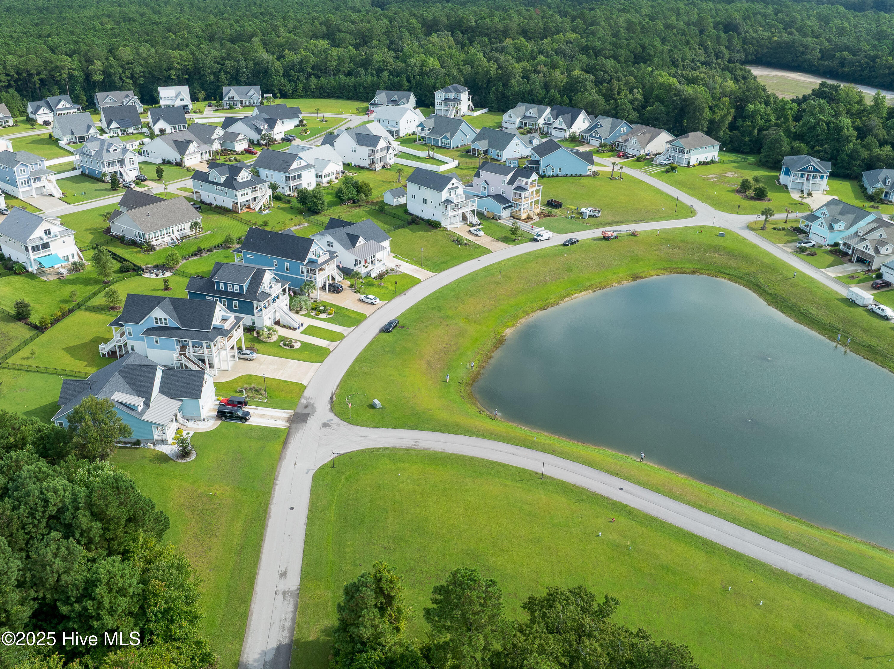 800 144 Lake Willow Way