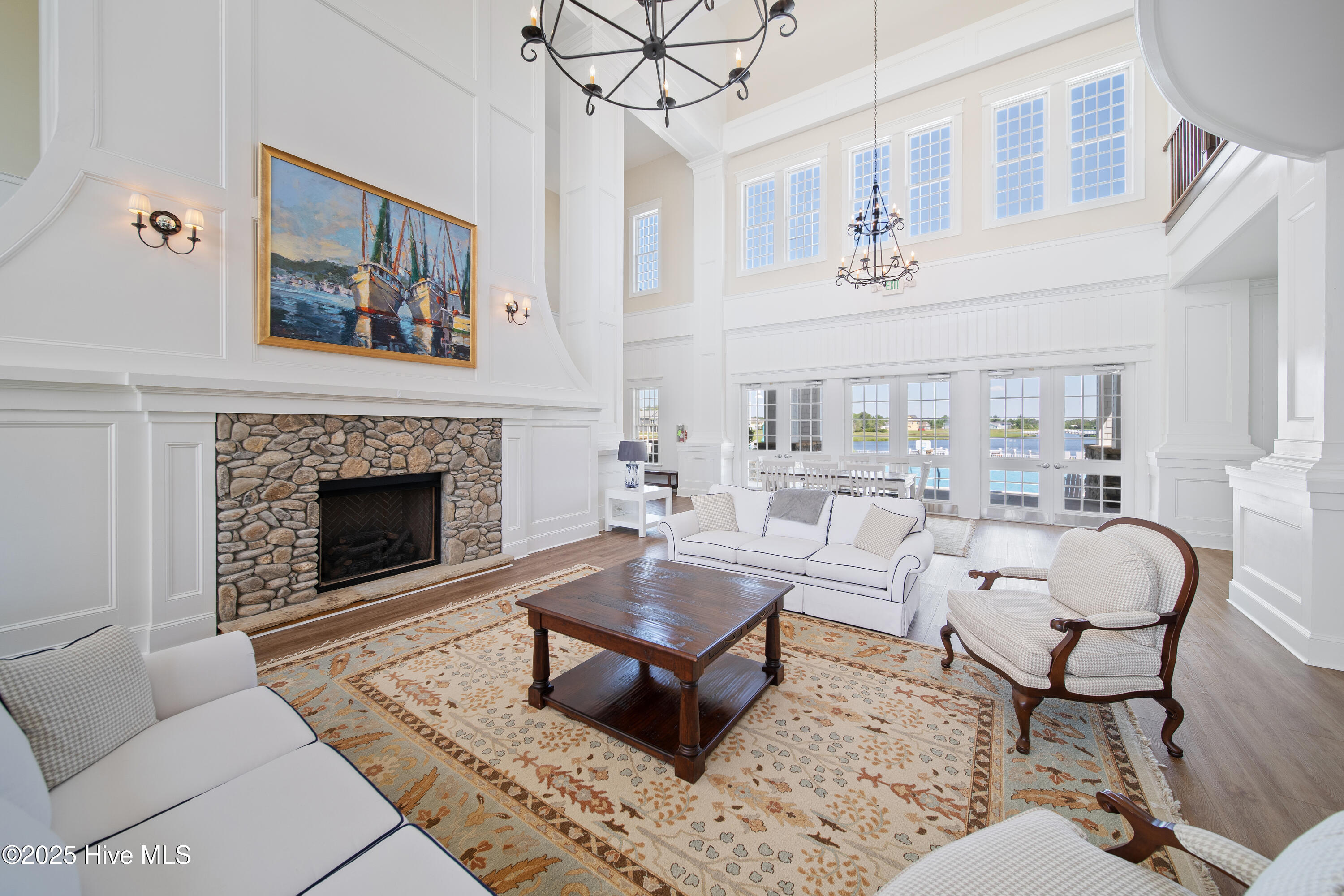 800 144 Lake Willow Way