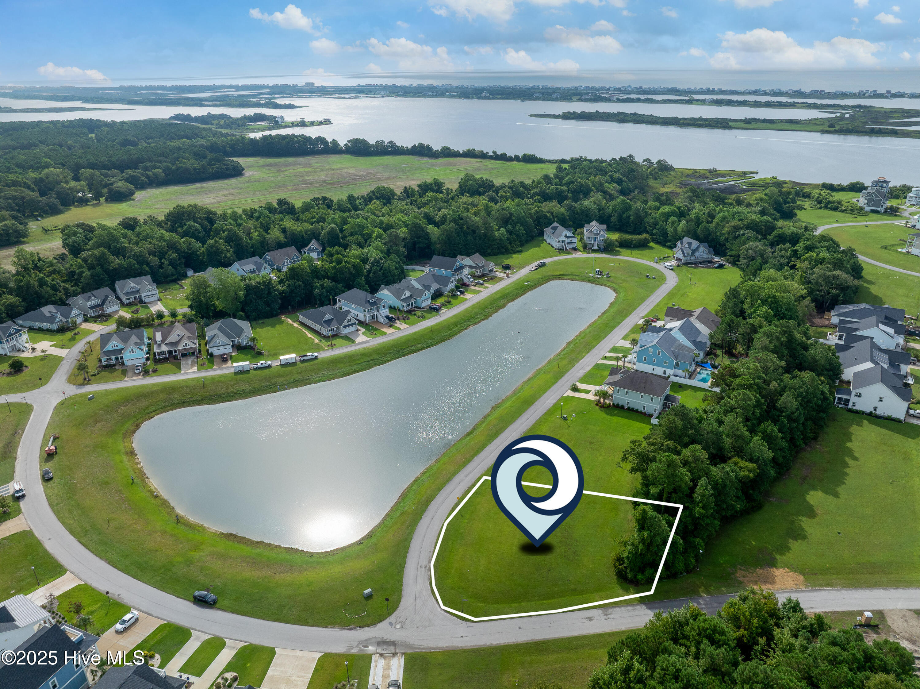 800 144 Lake Willow Way