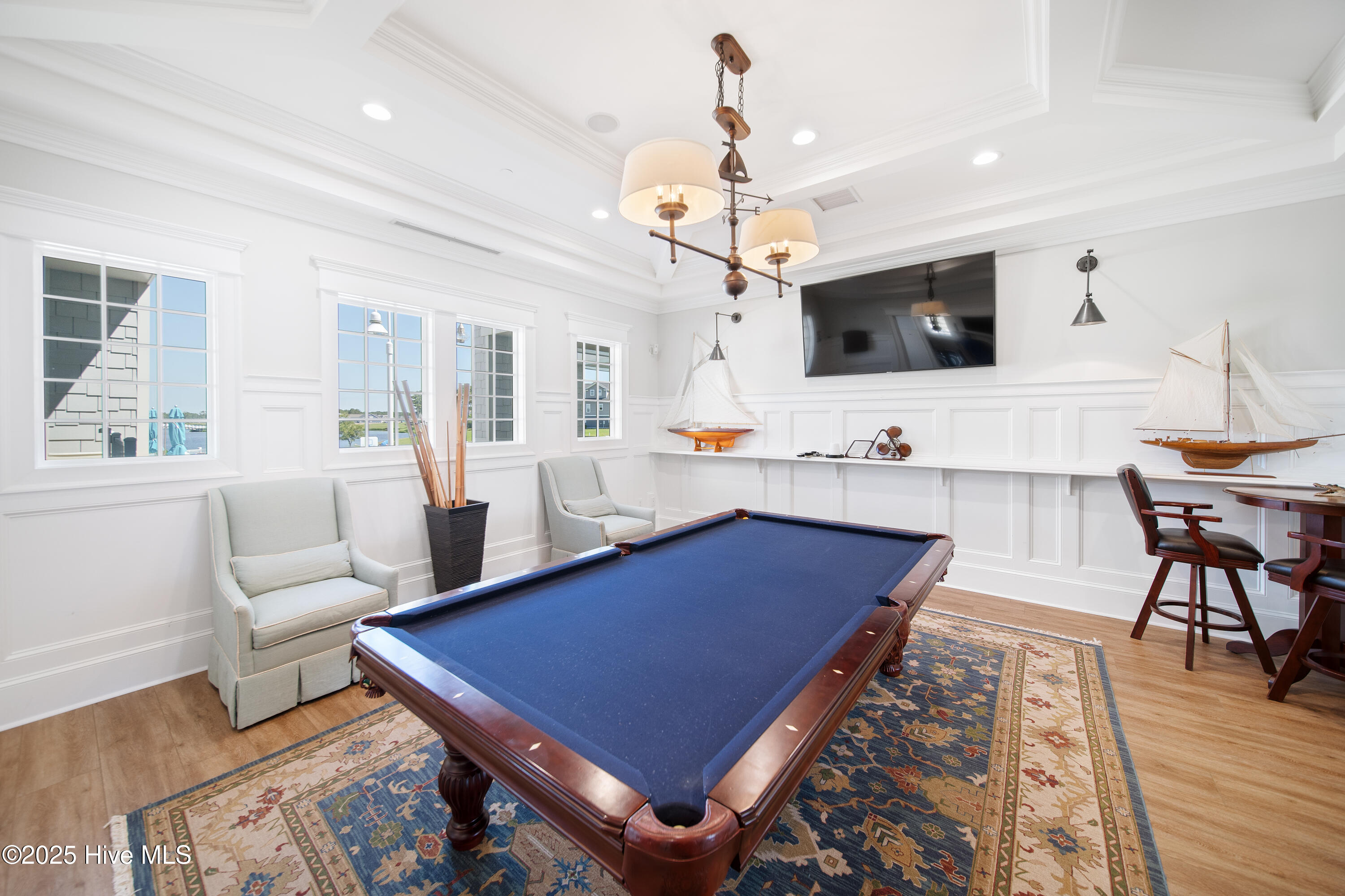 800 144 Lake Willow Way