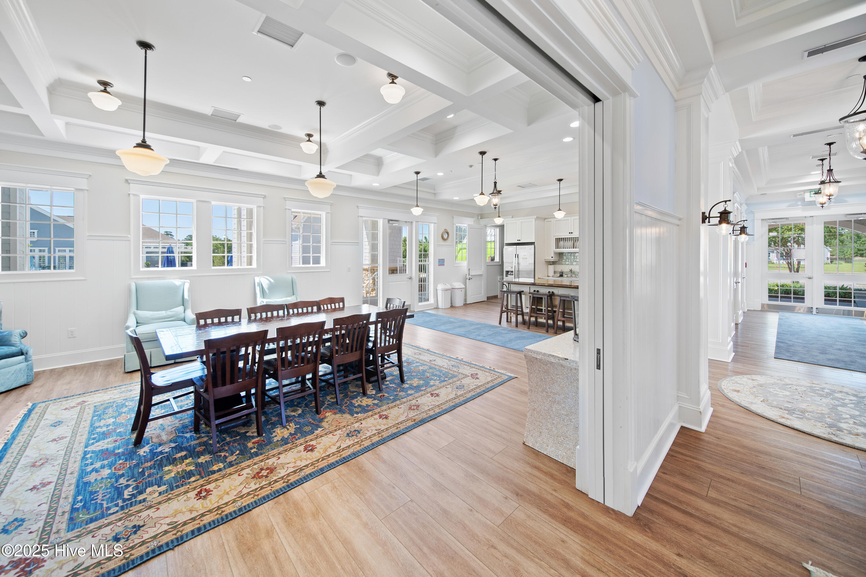 800 144 Lake Willow Way