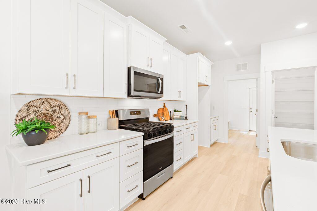 705 Sea Otter Lane