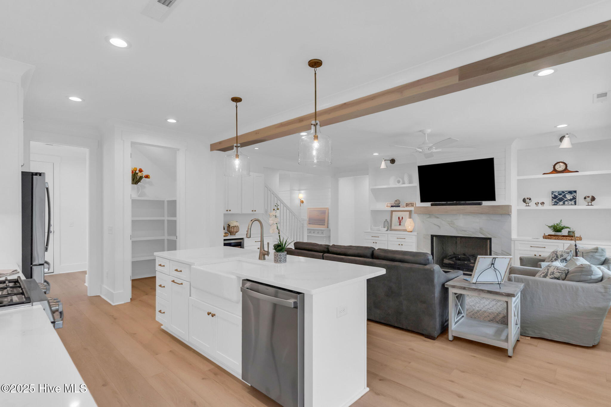 318 Spicer Lake Drive