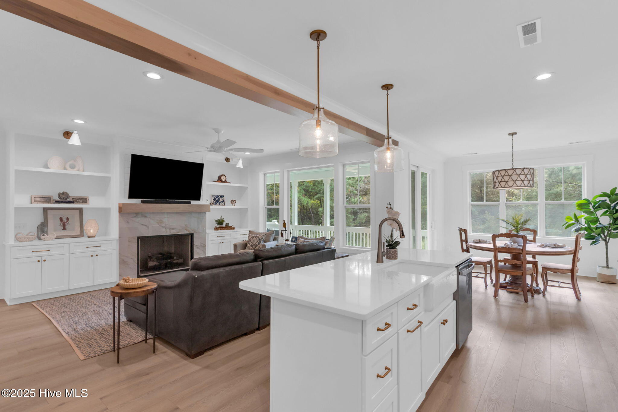 318 Spicer Lake Drive