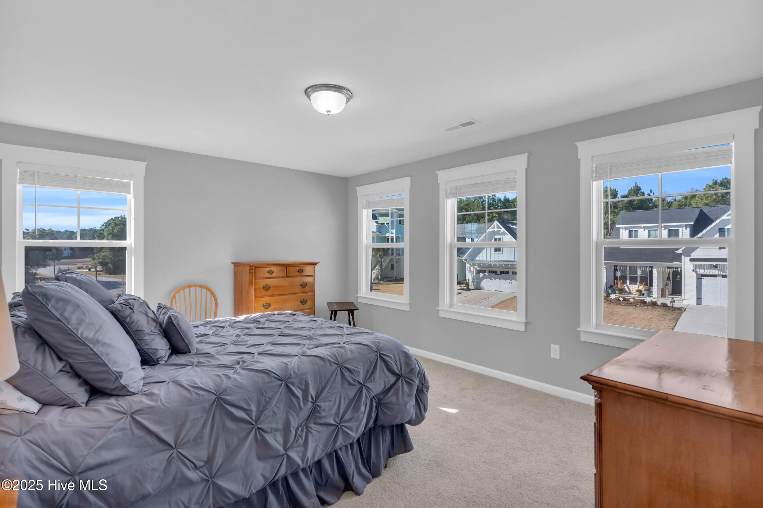 172 Everett Park Trail