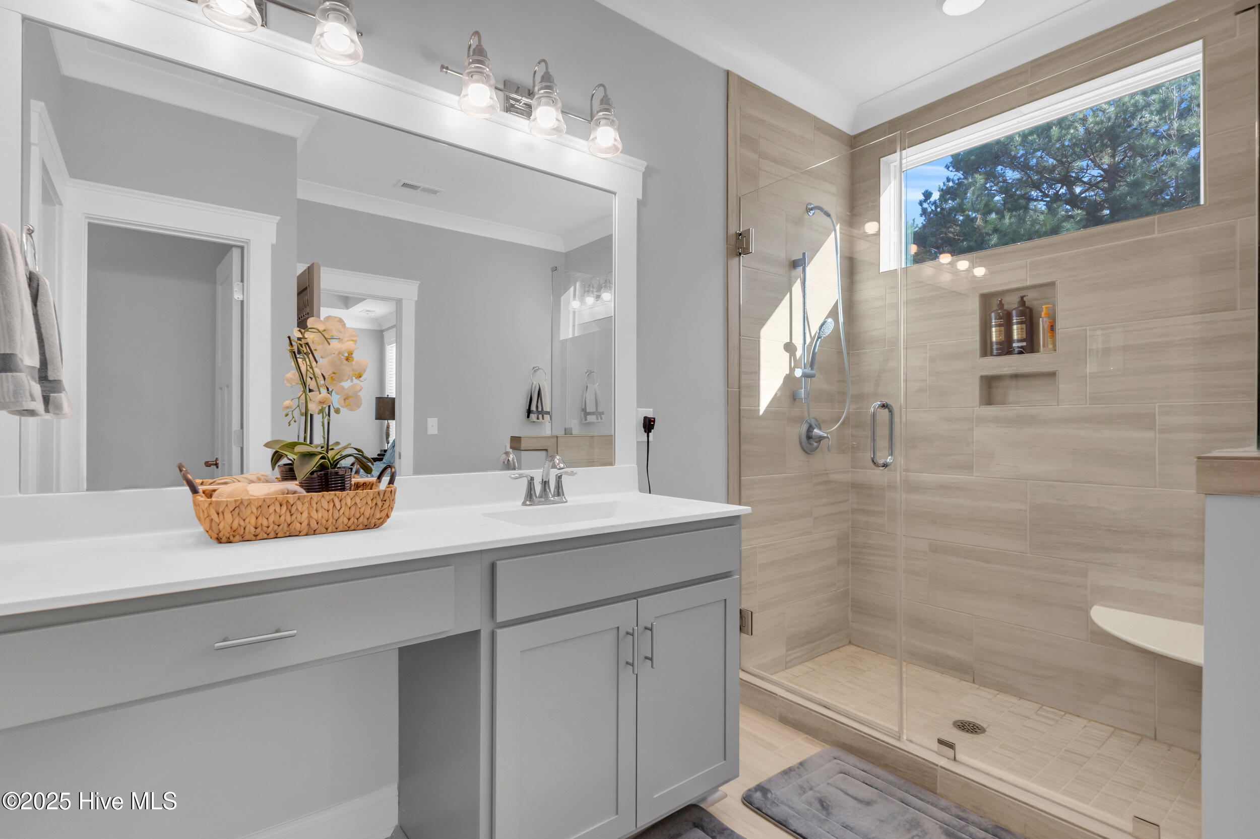 172 Everett Park Trail