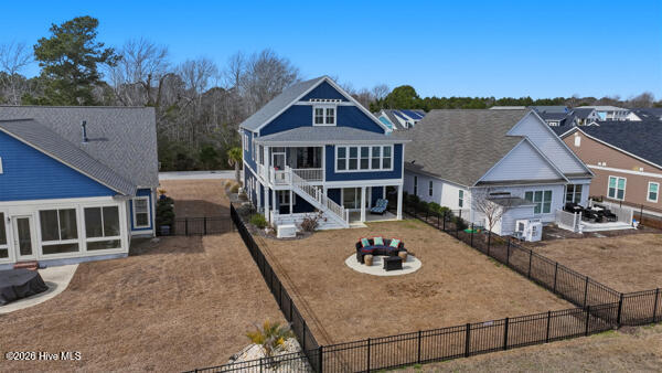 403 Summerhouse Drive