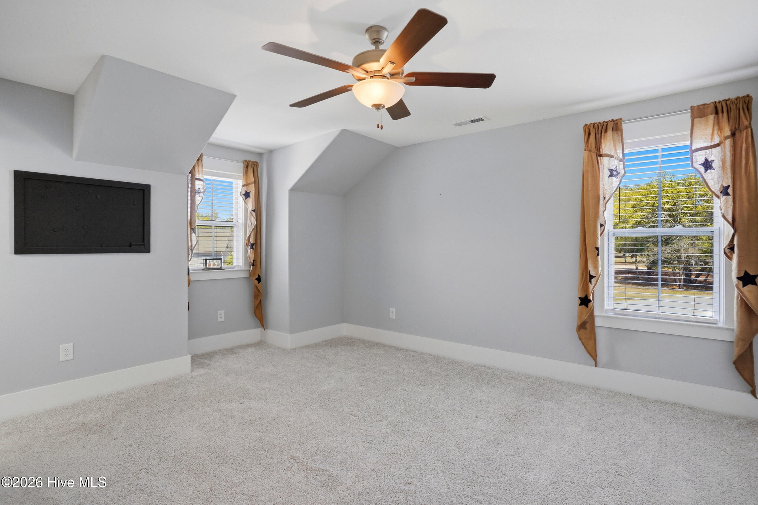 117 Everett Park Trail