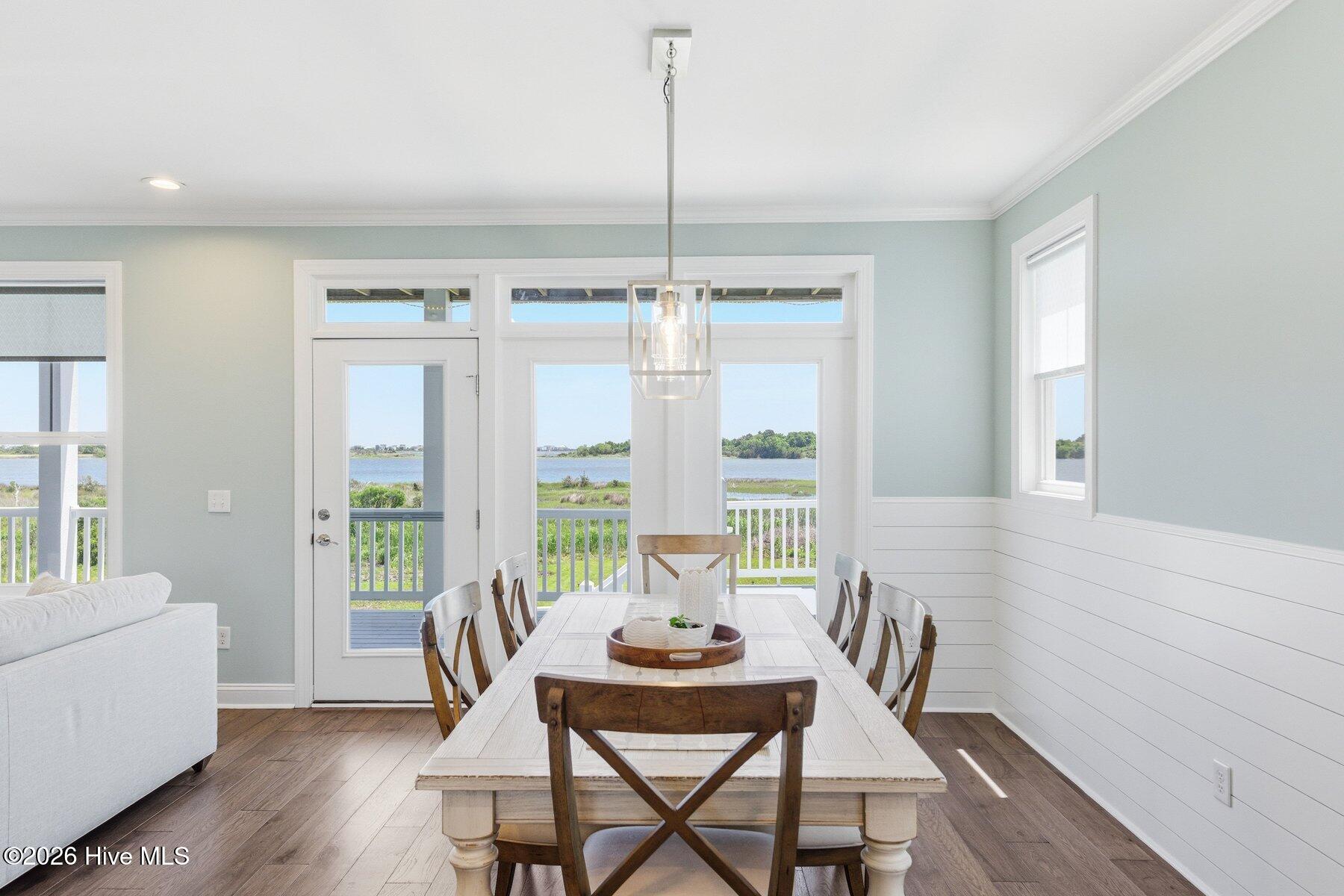 237 Marshside Landing