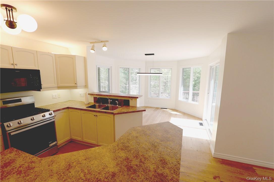 63 Lawrence Hill Road