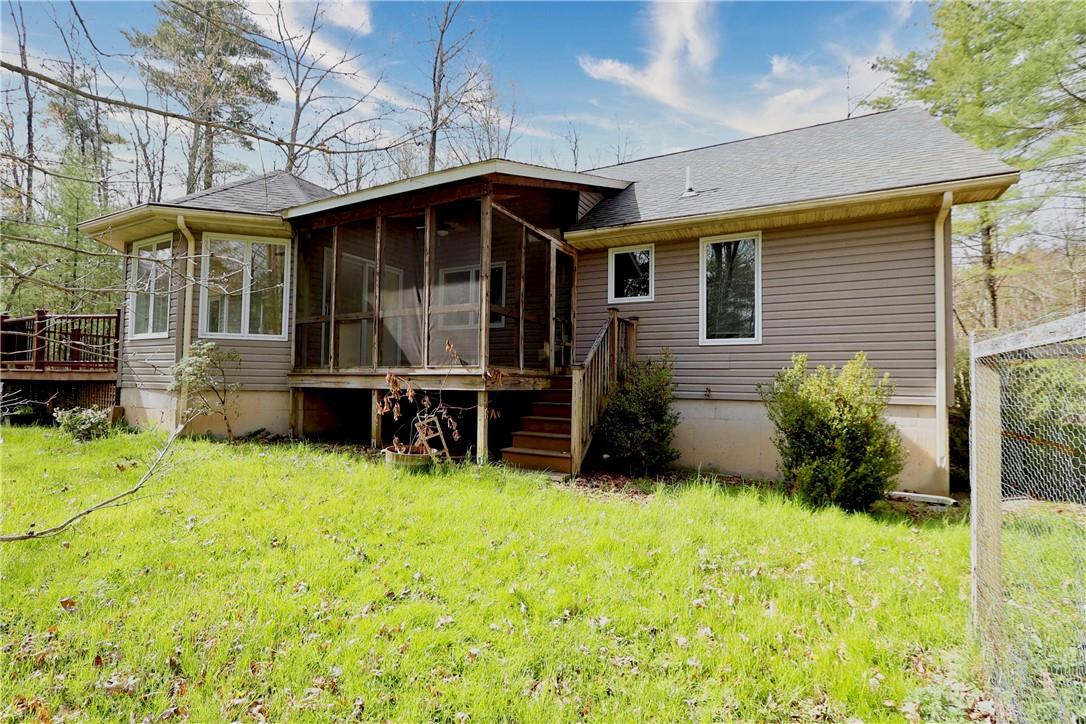 63 Lawrence Hill Road