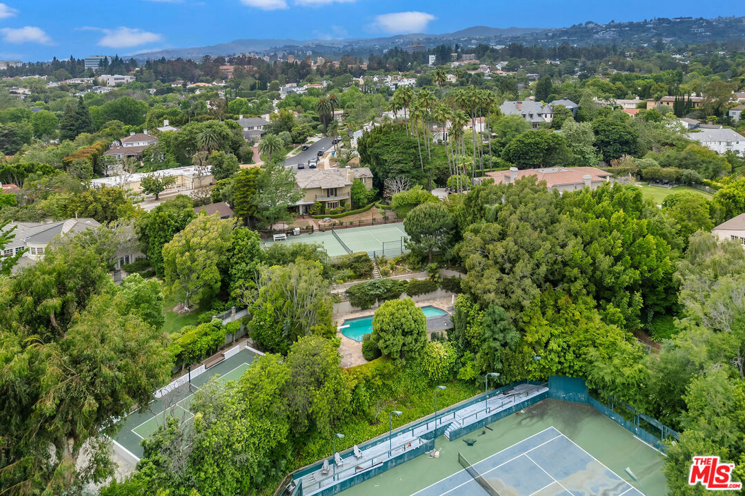 570 S Beverly Glen Blvd