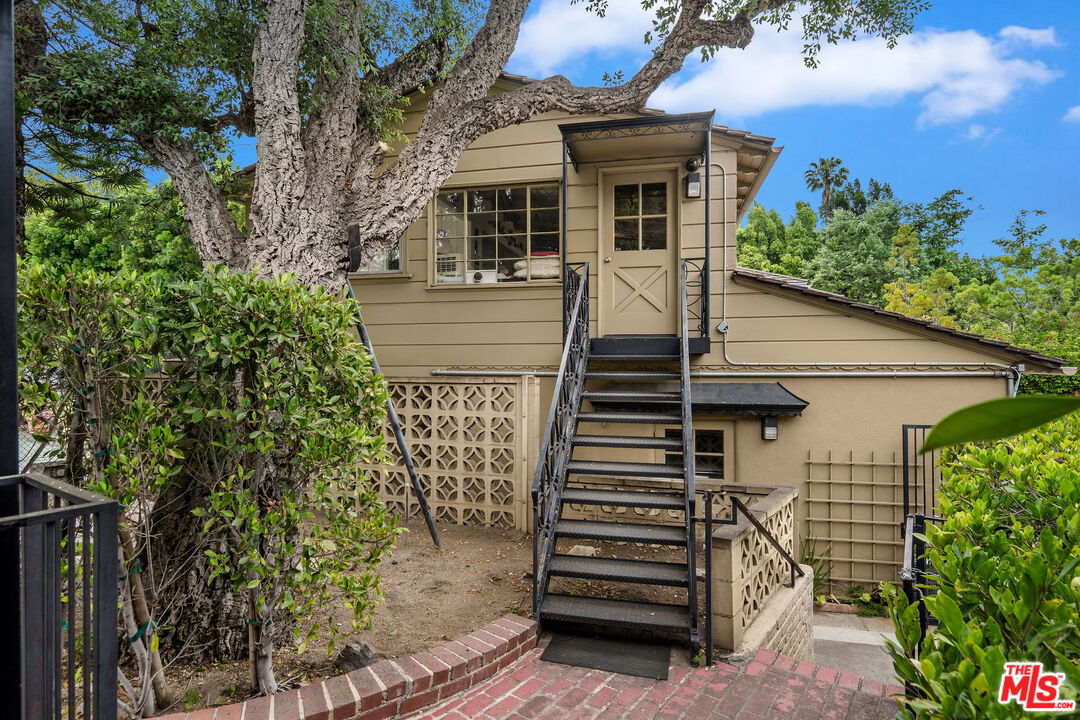 570 S Beverly Glen Blvd