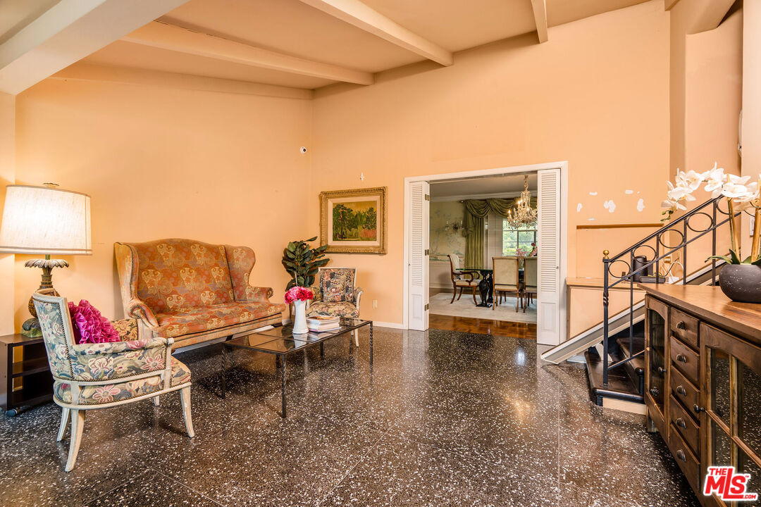 570 S Beverly Glen Blvd