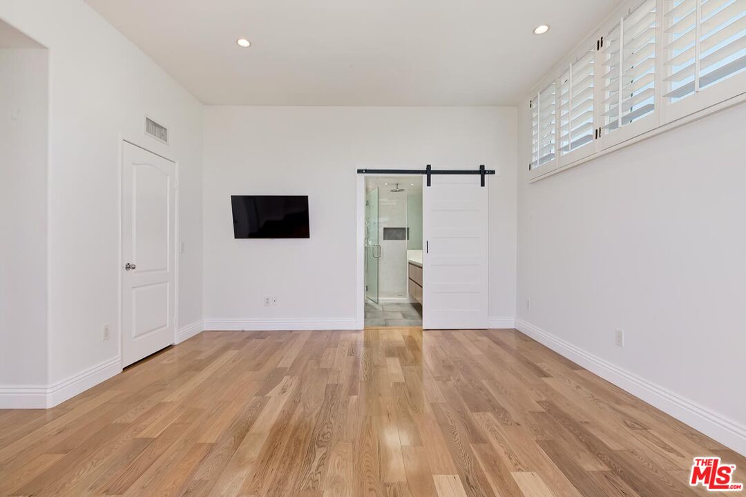 1248 24th St Unit: 1