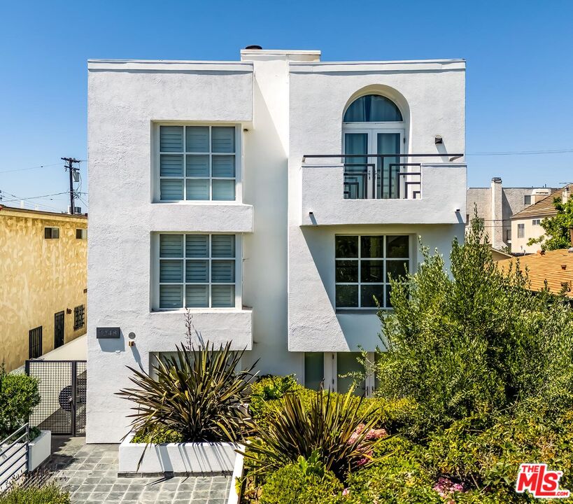 1248 24th St Unit: 1