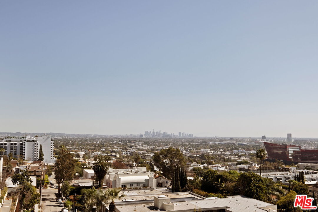 999 N Doheny Dr Unit: 807