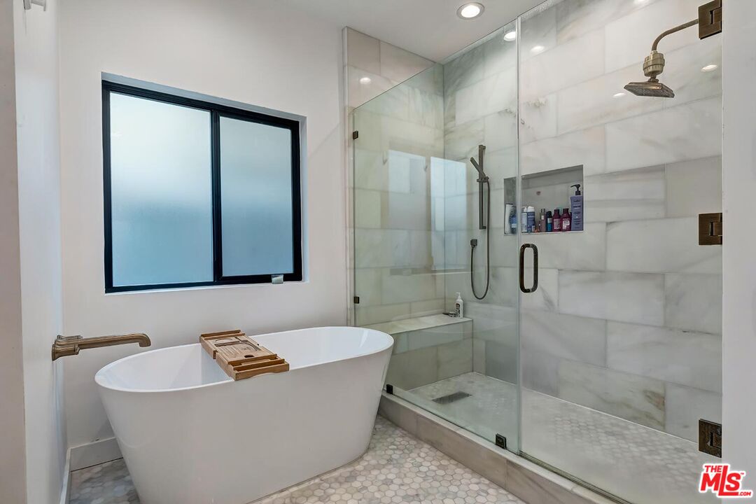 1131 12th St Unit: 101