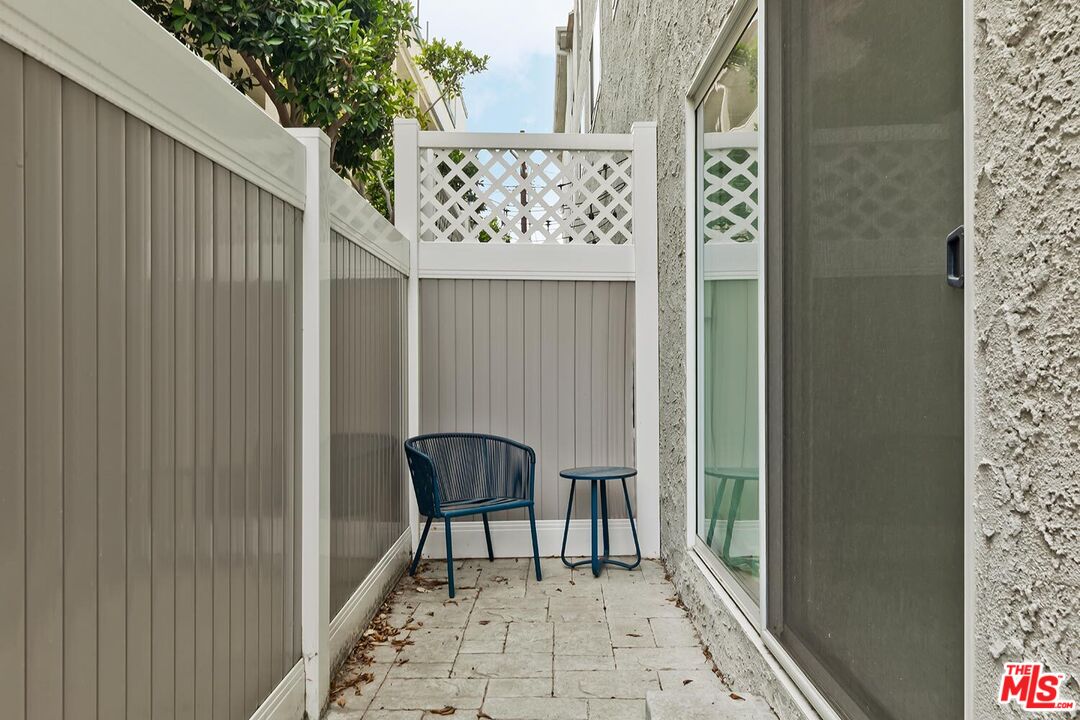 1131 12th St Unit: 101