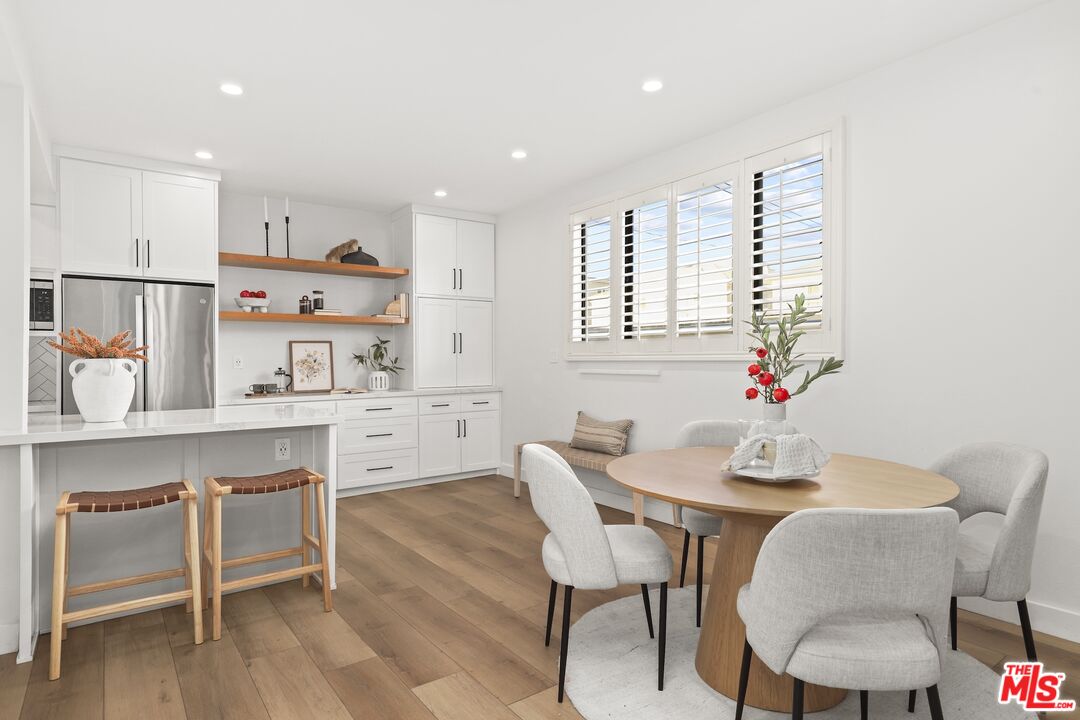 1049 16th St Unit: 5