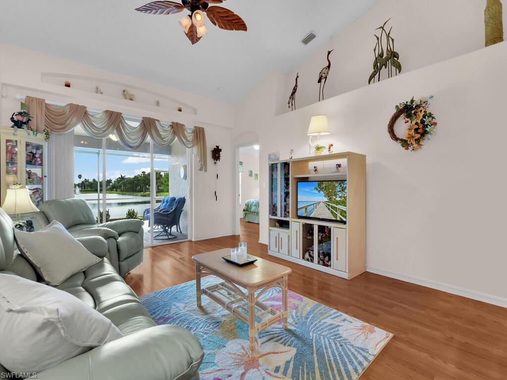 8448 Ibis Cove CIR # B261