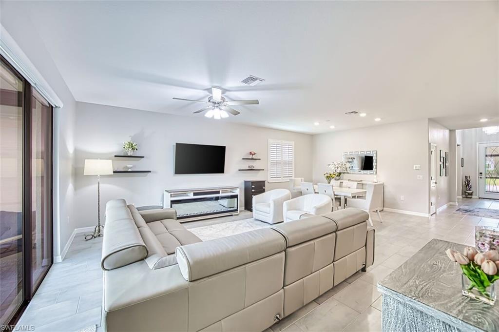 11425 Shady Blossom DR