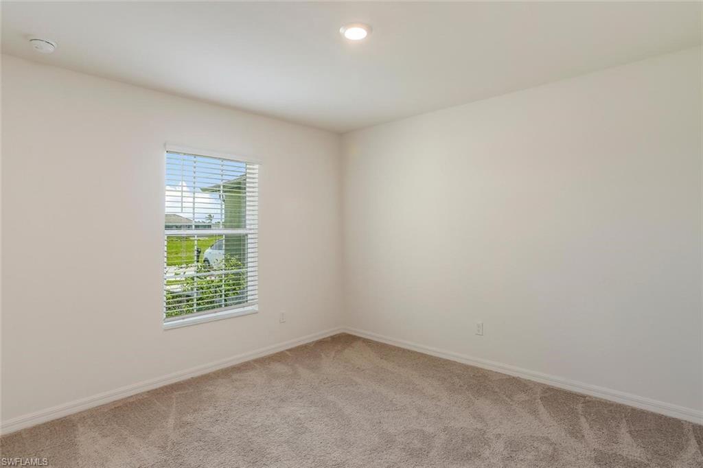 4204 NW 39th ST