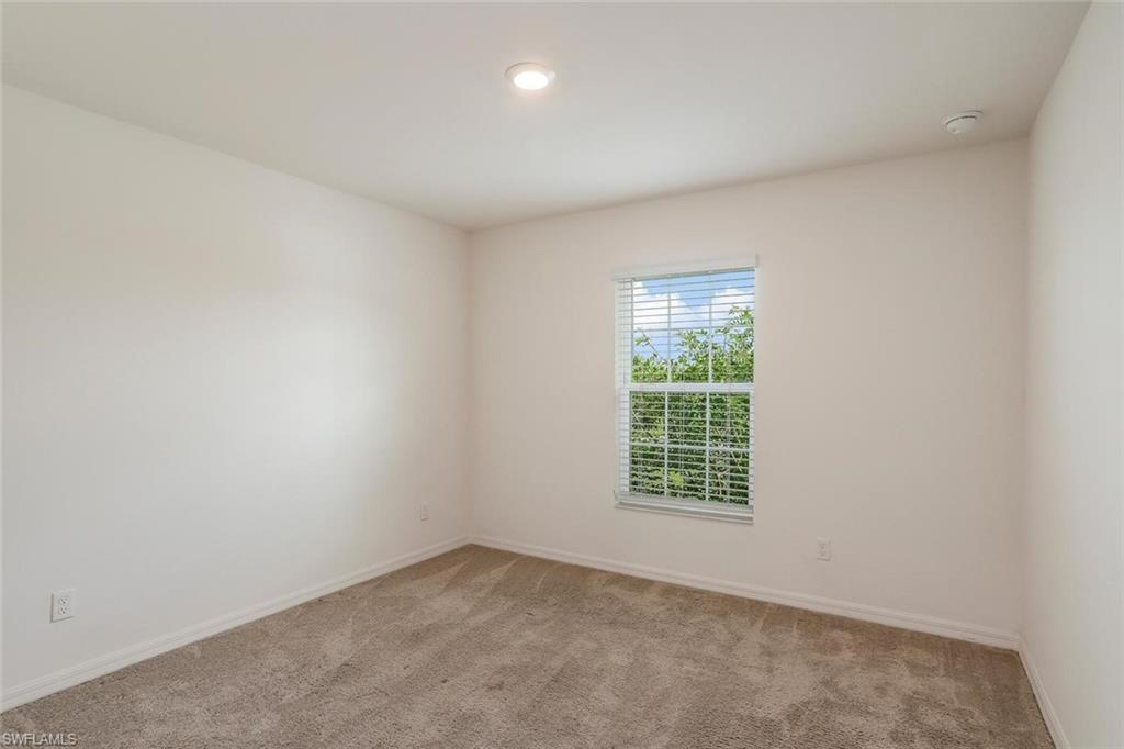 4204 NW 39th ST