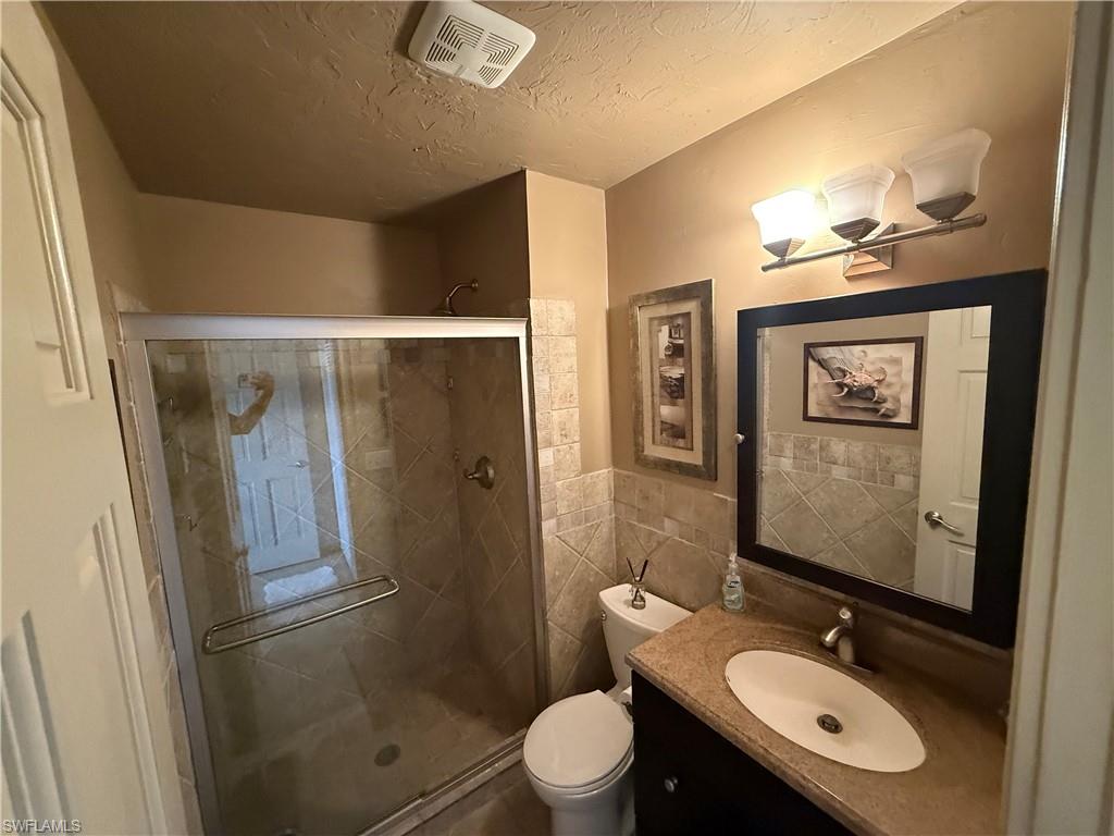 3338 Ottawa CIR 4
